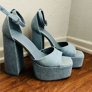 Woman platform heels size 9